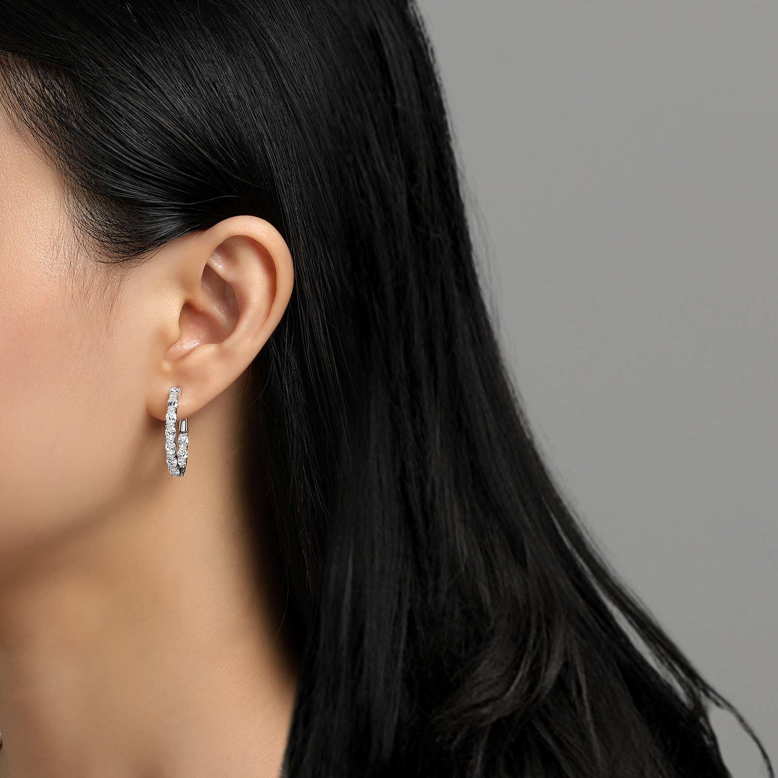 20-mm-x-25-mm-oval-hoop-earrings