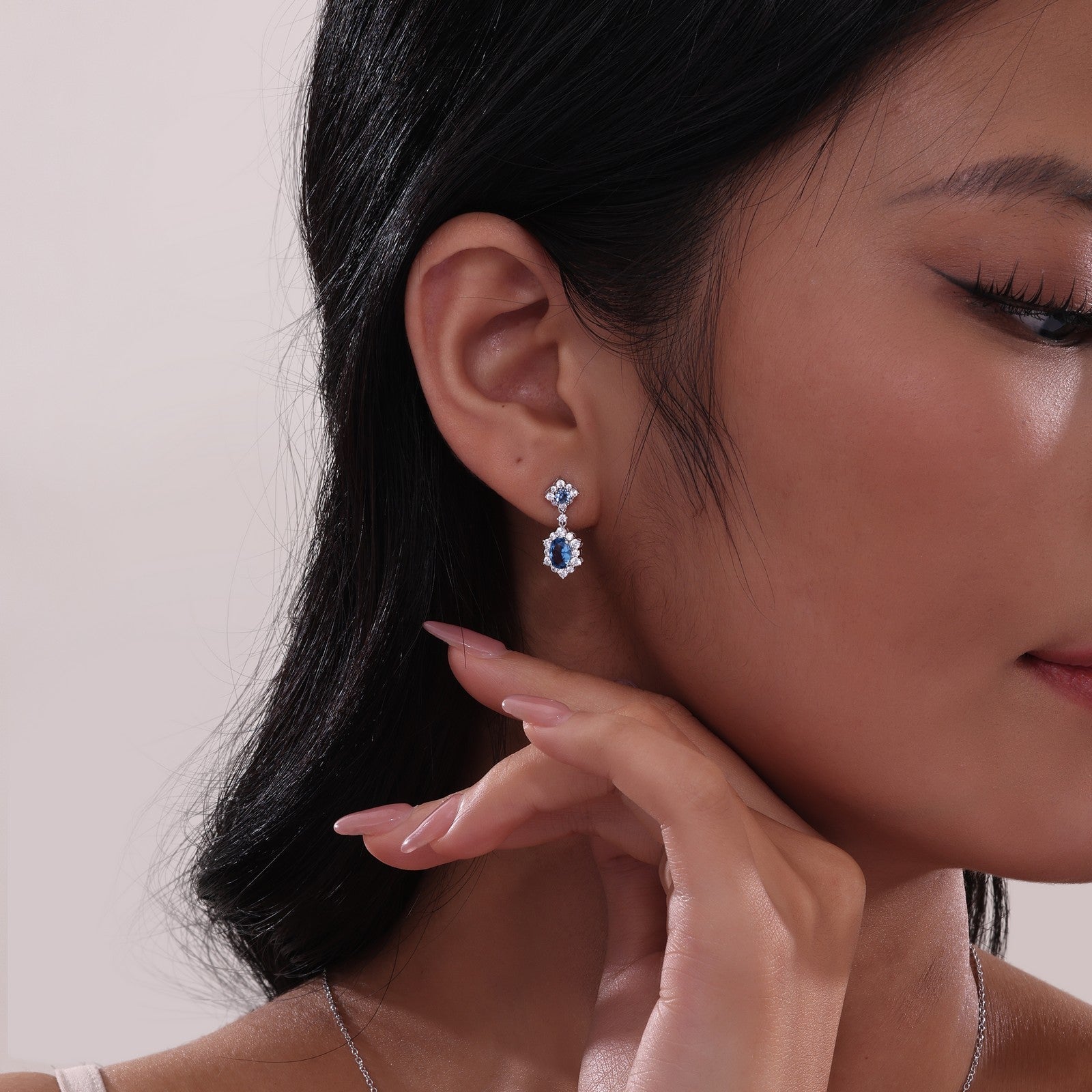 2-7-ctw-oval-halo-earrings