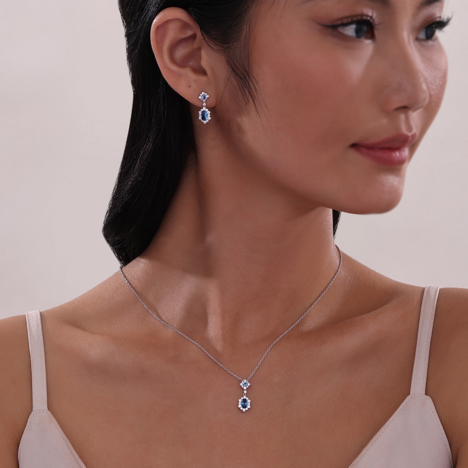 2-7-ctw-oval-halo-earrings
