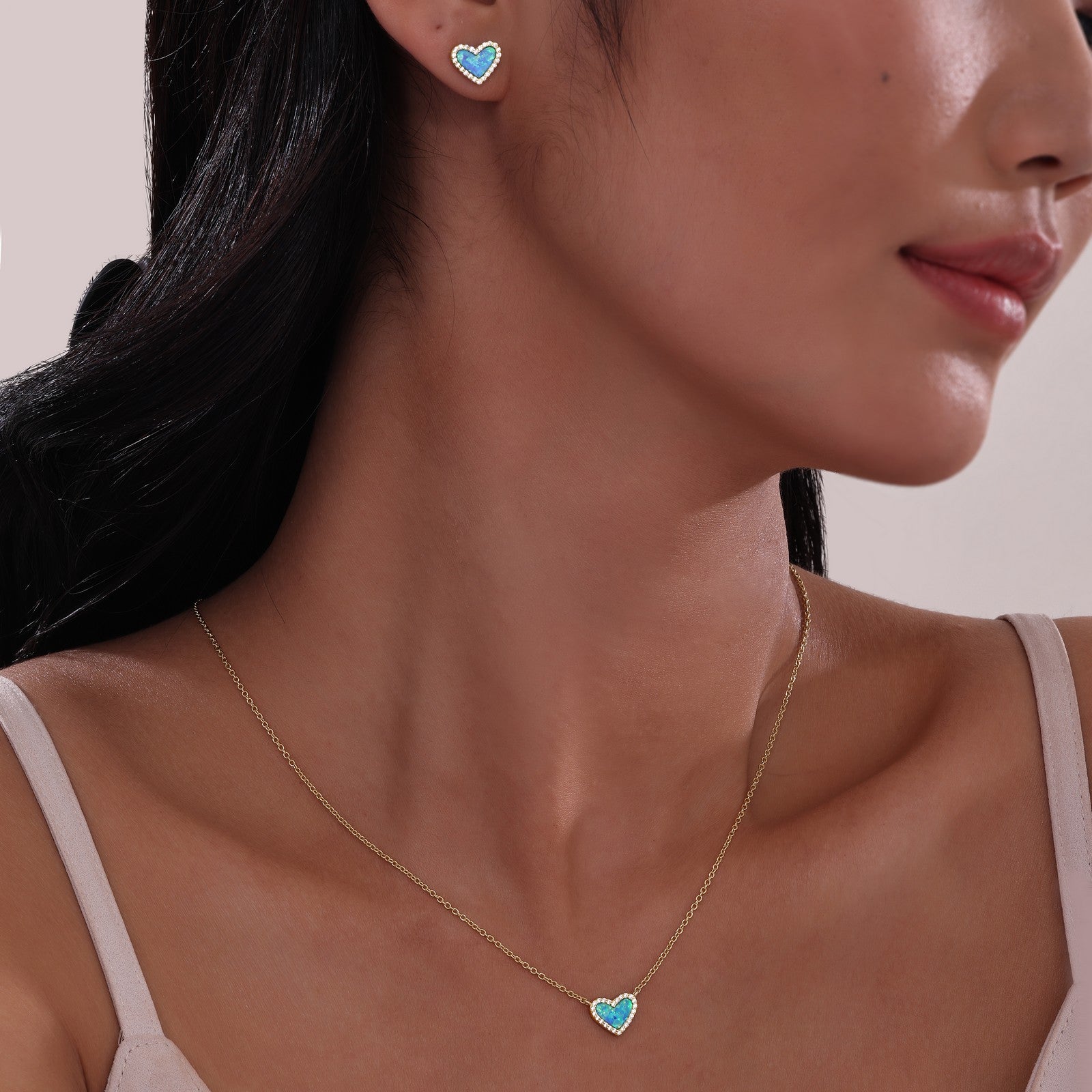halo-heart-stud-earrings