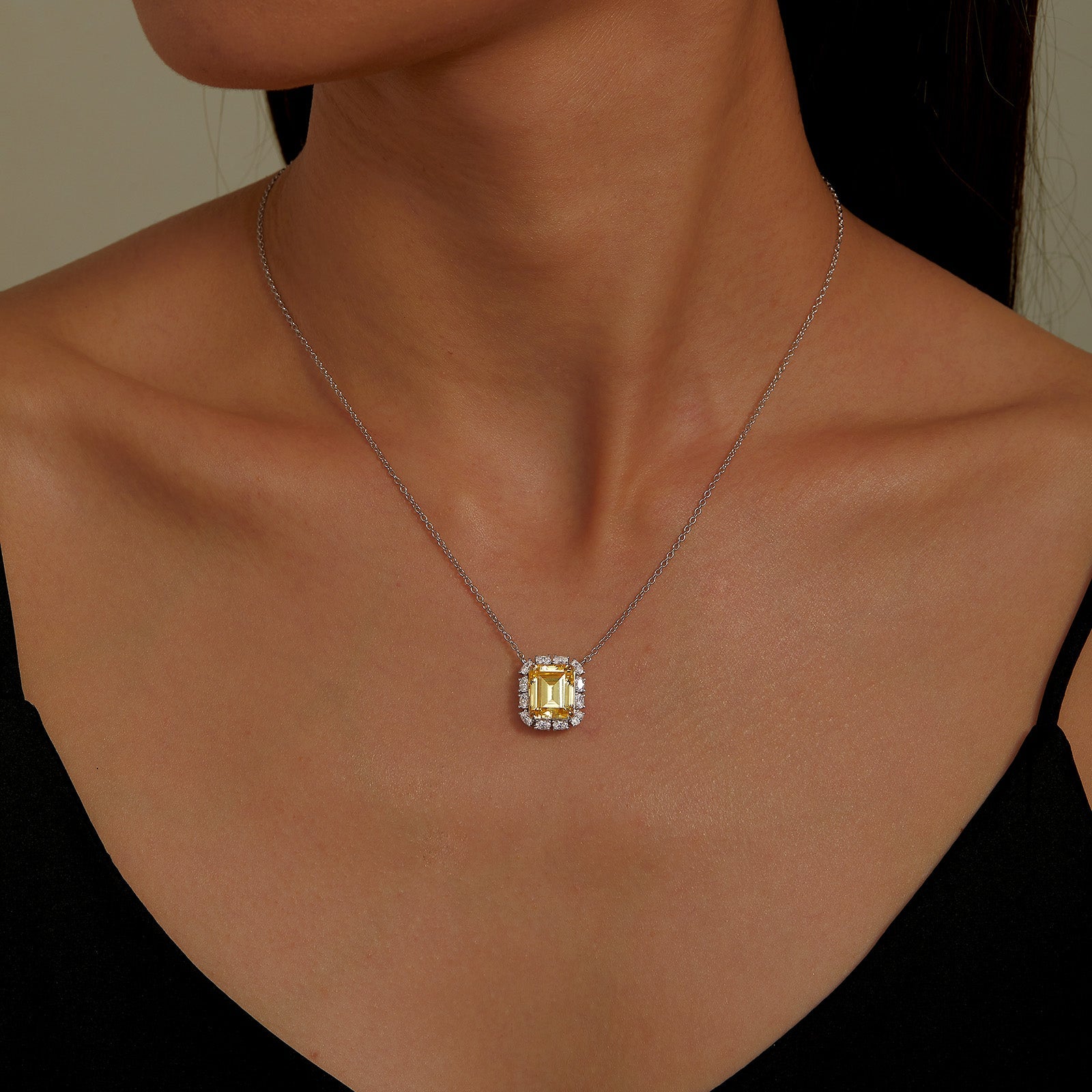 LAFONN Emerald-Cut Halo Necklace N0276CAT20