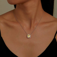 LAFONN Emerald-Cut Halo Necklace N0276CAT20