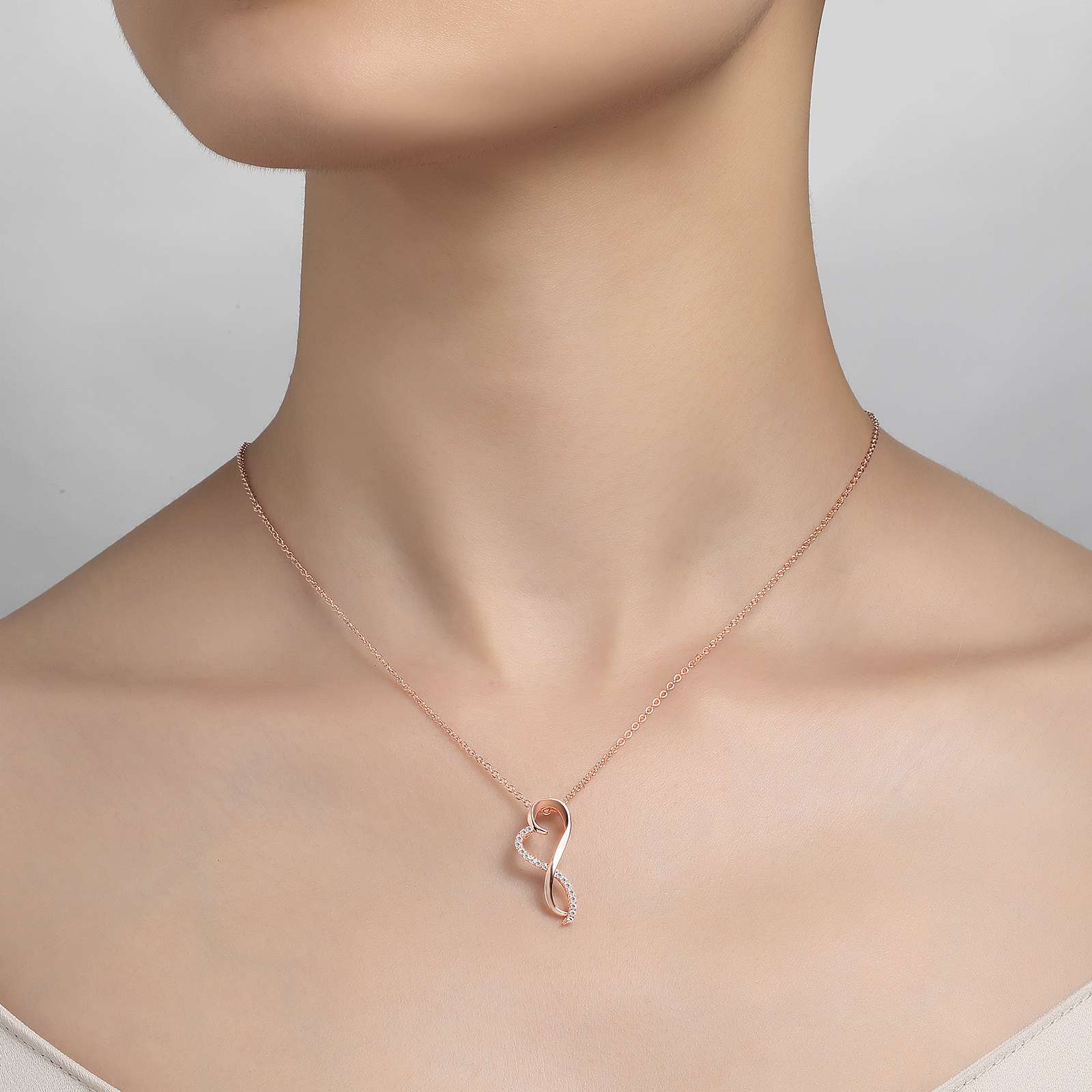 LAFONN Infinity Heart Pendant Necklace P0151CLR18