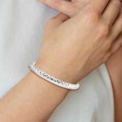 Sterling Silver Polished and D/C 7.25mm Hinged  Bangle QB1425