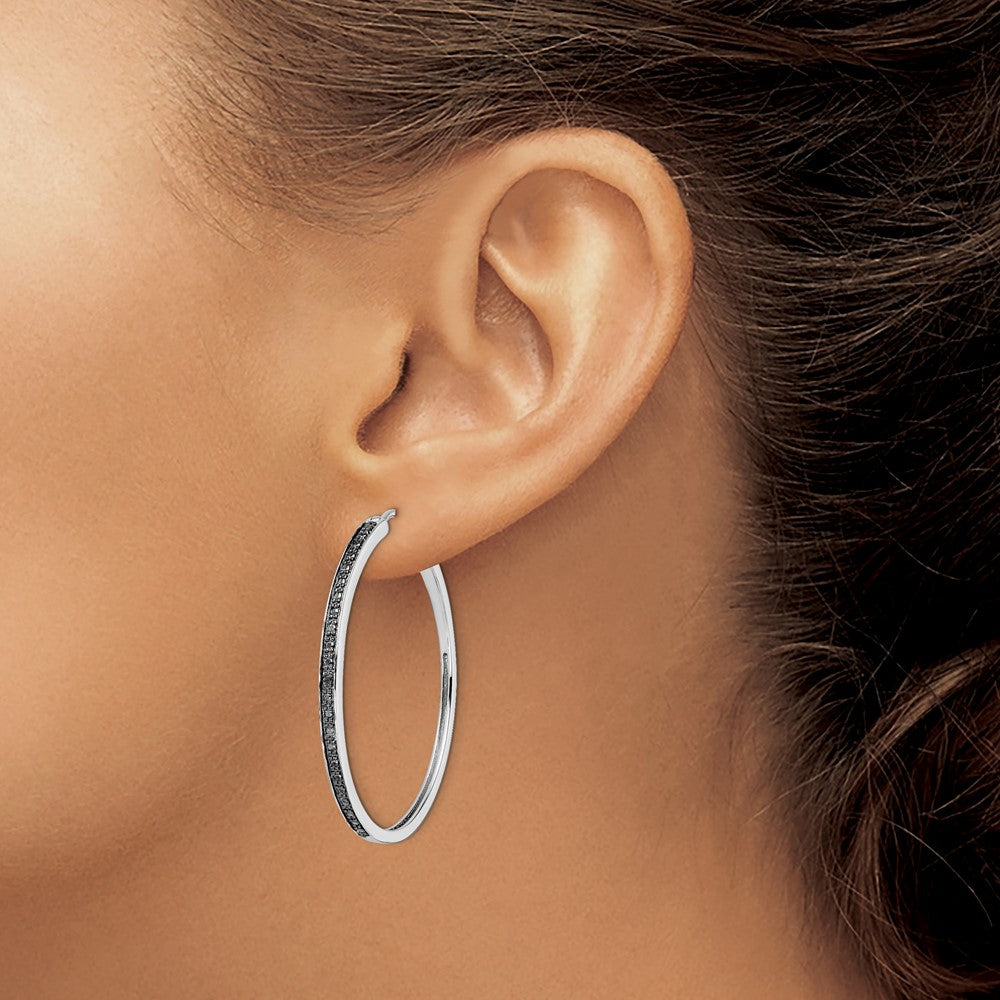 QE10927 White Night Sterling Silver Rhodium-plated Black Diamond Hoop Earrings