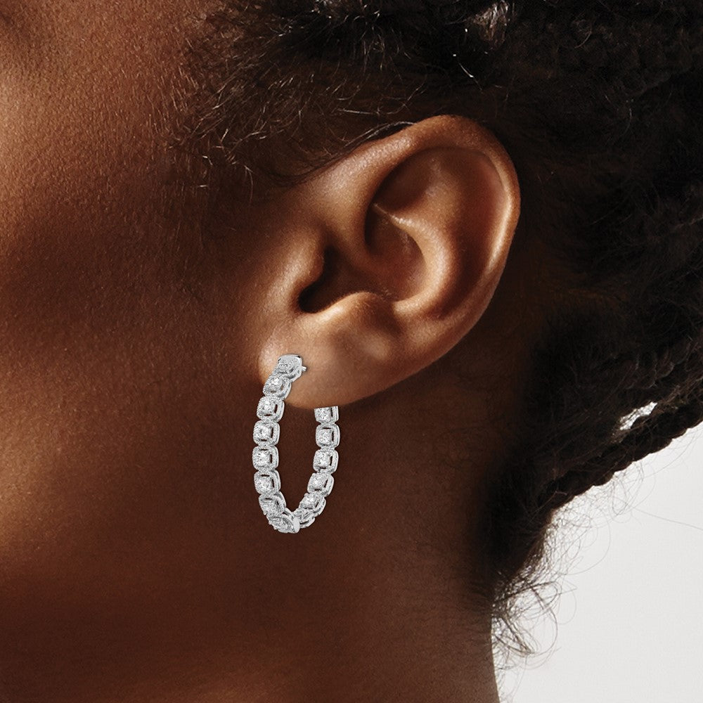 QE11269 Sterling Shimmer Sterling Silver Rhodium-plated 28 Stone 2.5mm CZ In and Out Oval Hinged Hoop Earrings