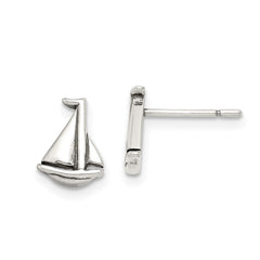 QE11820 Sterling Silver Polished and Antiqued Sailboat Post Earrings