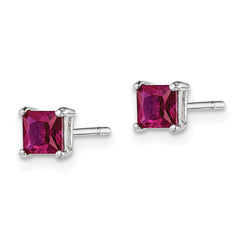 QE12364 Sterling Silver Polished 4mm Square Red Glass Stud Earrings