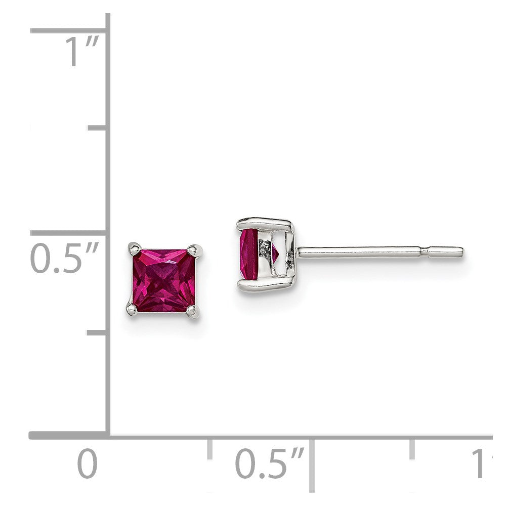 QE12364 Sterling Silver Polished 4mm Square Red Glass Stud Earrings