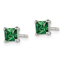 QE12366 Sterling Silver Polished 4mm Square Green Glass Stud Earrings