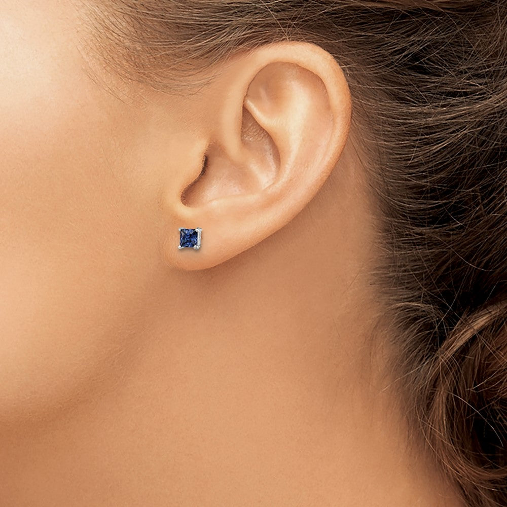 QE12368 Sterling Silver Polished 4mm Square Dark Blue CZ Stud Earrings