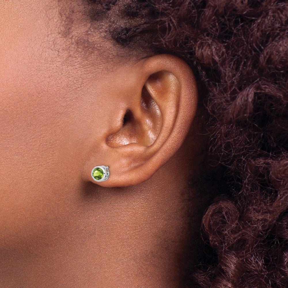 QE12625PE Sterling Silver Rhodium-plated Polished Peridot Round Post Earrings