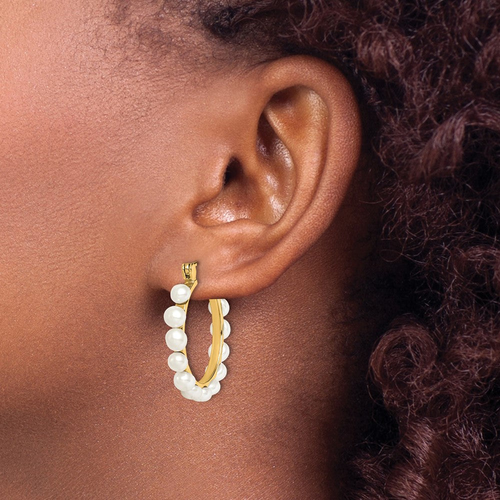 QE12753GP Sterling Silver Gold-plated 4-5mm White Button Freshwater Cultured Pearl Hoop Earrings