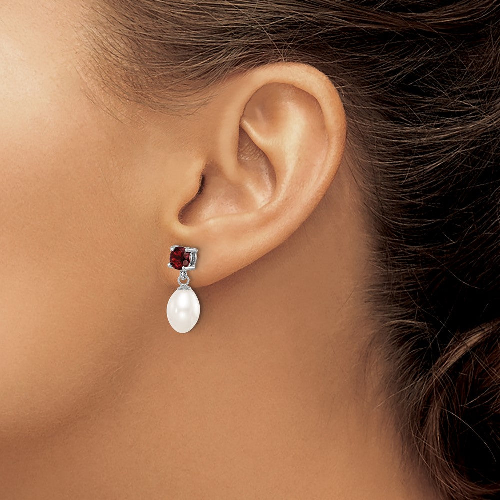QE12791 Sterling Silver Rhodium-plated 7-8mm White Teardrop Freshwater Cultured Pearl and 1.26GA Garnet Post Dangle Earrings