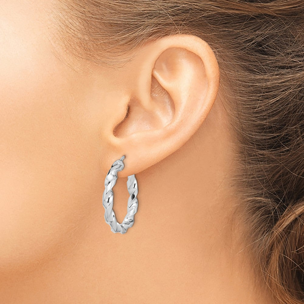 QE13129 Sterling Silver Rhodium-plated 4x20mmTwisted Hoop Earrings