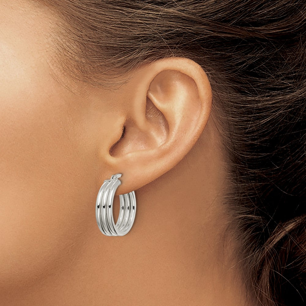 QE14097 Sterling Silver Polished Grooved 6.5x20mm Hoop Earrings
