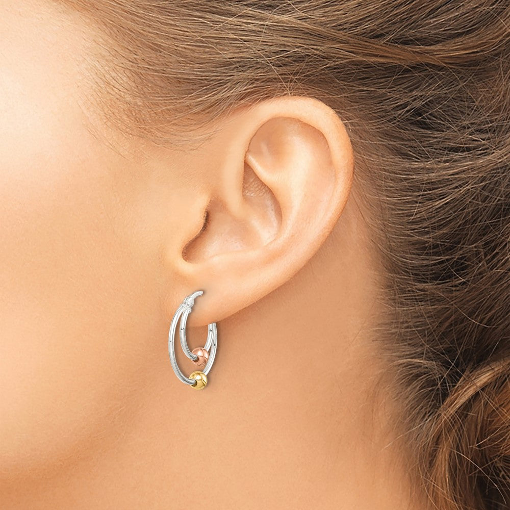 QE14135 Sterling Silver Textured & Diamond-cut 2.25mm Round Hoop Earrings