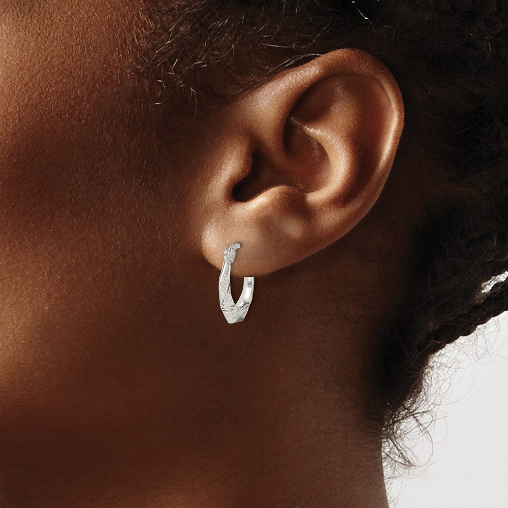 QE14155 Sterling Silver Diamond Cut & Textured Hoop Earrings