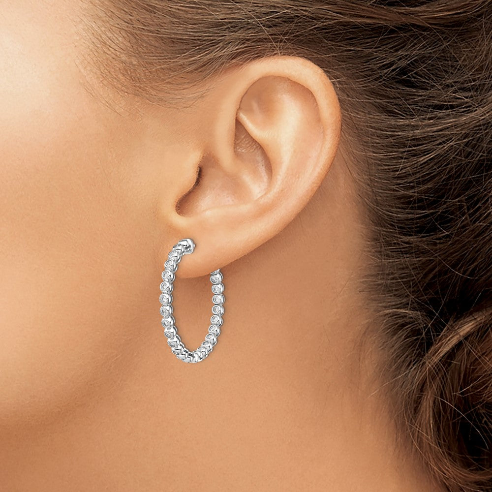 QE15446 Sterling Shimmer Sterling Silver Rhodium-plated 50 Stone 1.7mm CZ In and Out Round Hinged Hoop Earrings