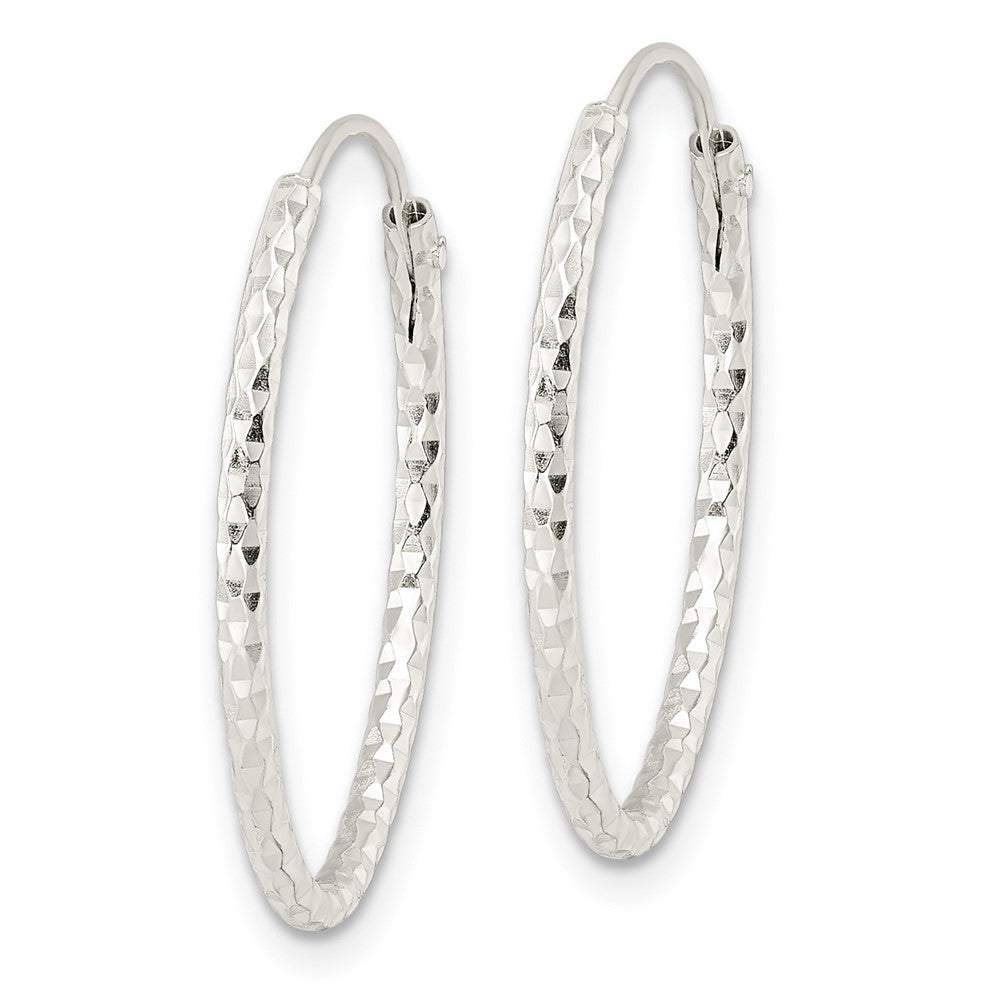 QE15821 Sterling Silver Polished D/C Oval Endless Hoop Earrings