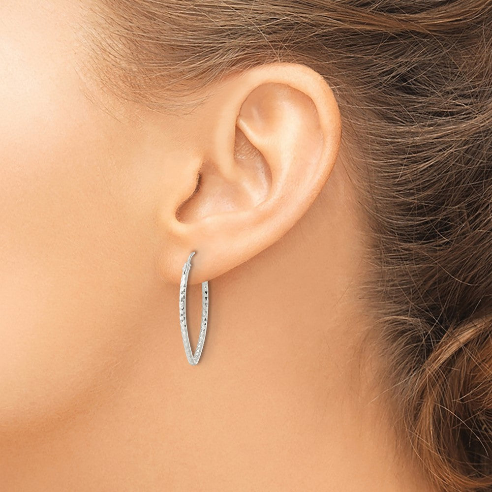 QE15825 Sterling Silver Polished D/C Endless Hoop Earrings
