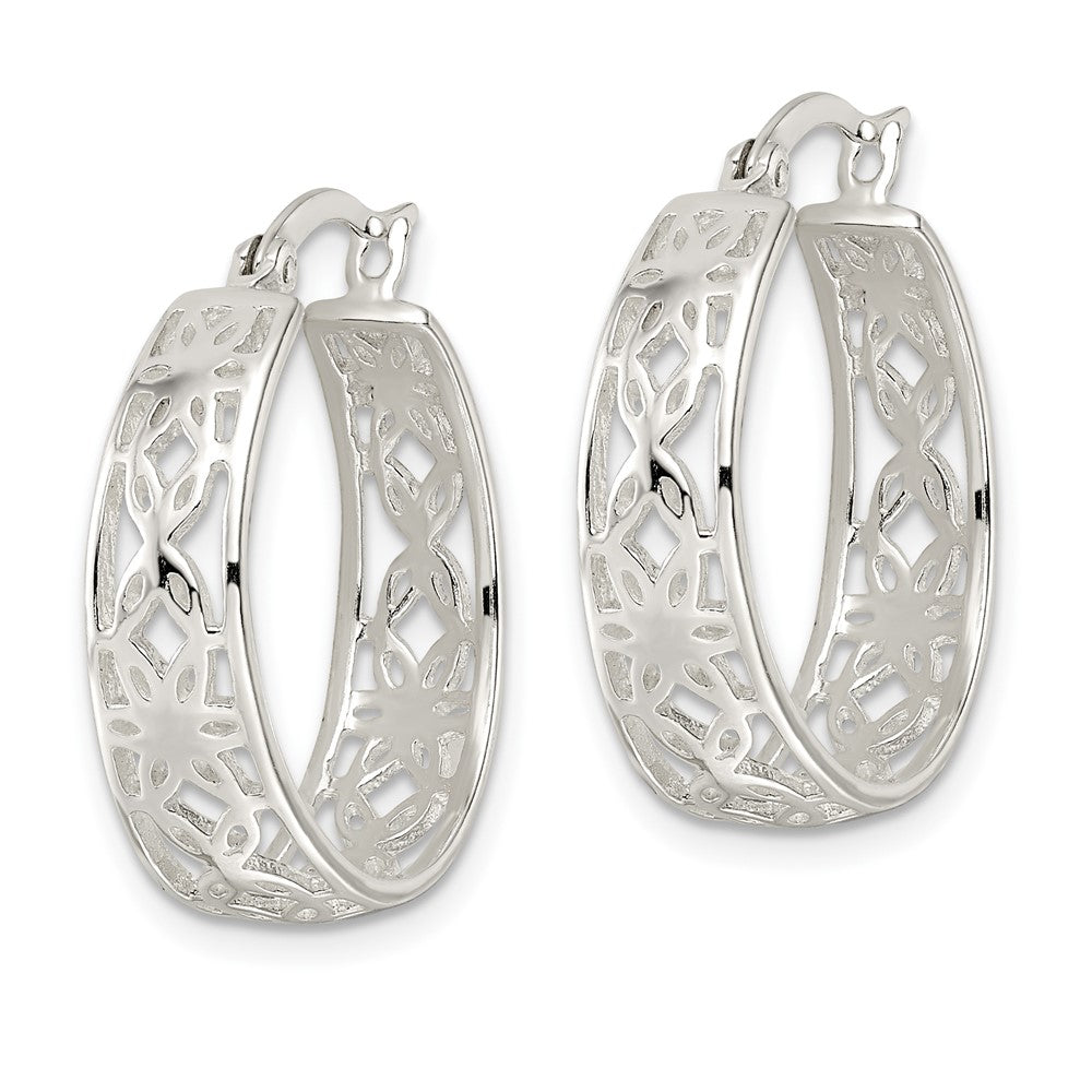 QE15929 Sterling Silver Polished Cut-out Floral Round Hoop Earrings