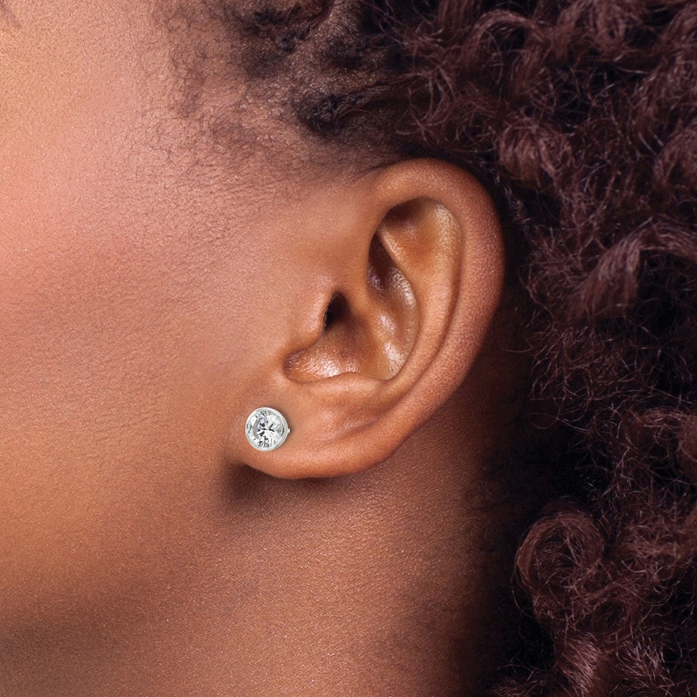 QE16137 Sterling Silver Polished 6mm Round CZ Bezel Set Stud Earrings