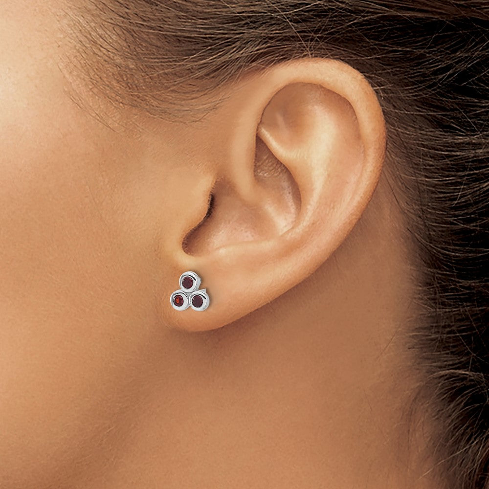 QE17758GA Sterling Silver Rhodium-plated Garnet Post Earrings