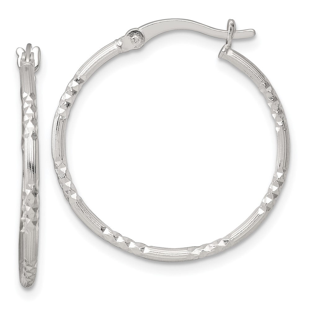 QE17838 Sterling Silver Polished Diamond-cut Textured 25x1.5mm Round Hoop Earrings