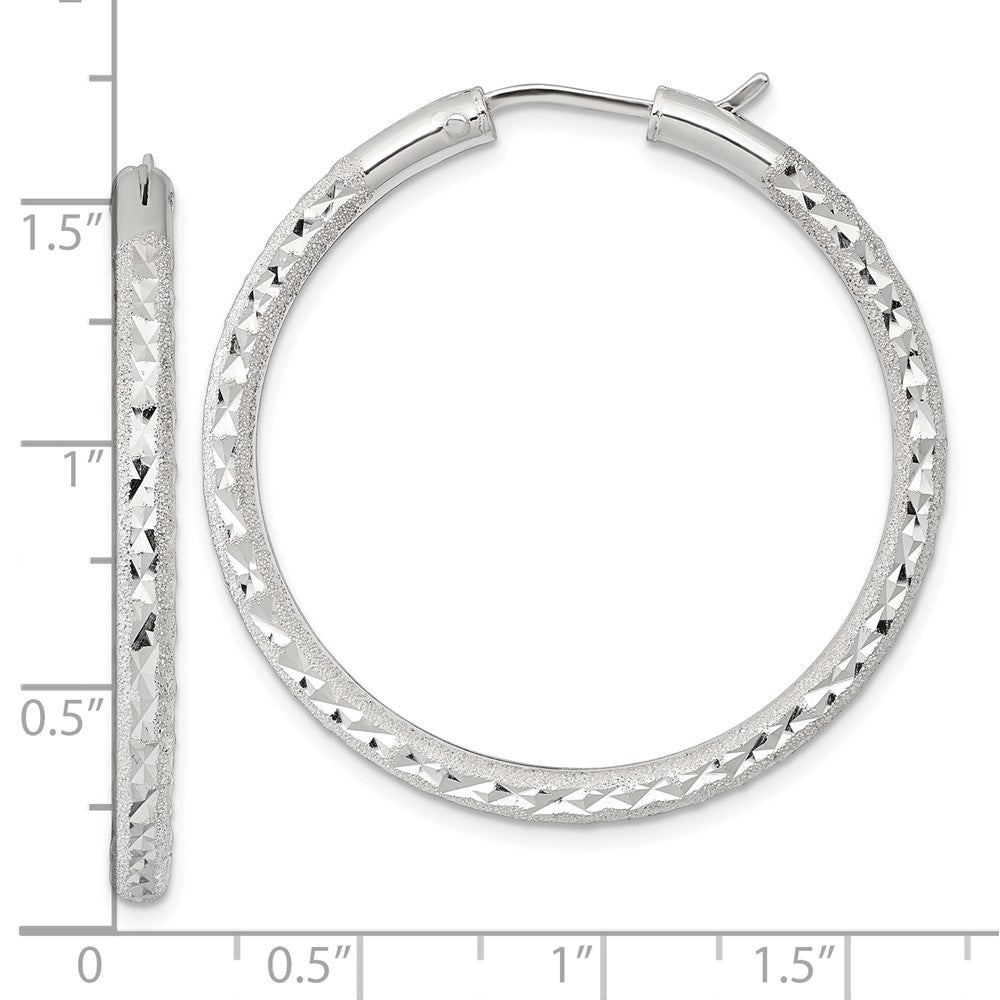 QE17855 Sterling Silver Laser and Diamond-cut 40x3.25mm Hidden Catch Round Hoop Earrings