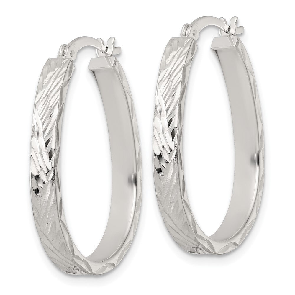 QE17914 Sterling Silver Polished Diamond-cut 4.0mm Oval Hoop Earrings