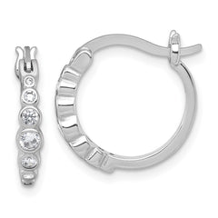QE18108 Sterling Silver Rhodium-plated Graduated CZ Hoop Earrings