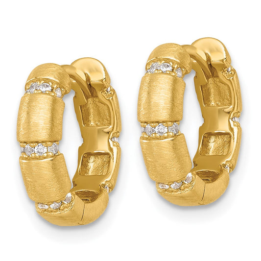 QE18135GP Sterling Silver Gold-Tone Polished and Textured CZ 4.0mm Round Hinged Hoop Earrings