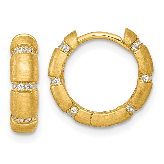 QE18135GP Sterling Silver Gold-Tone Polished and Textured CZ 4.0mm Round Hinged Hoop Earrings