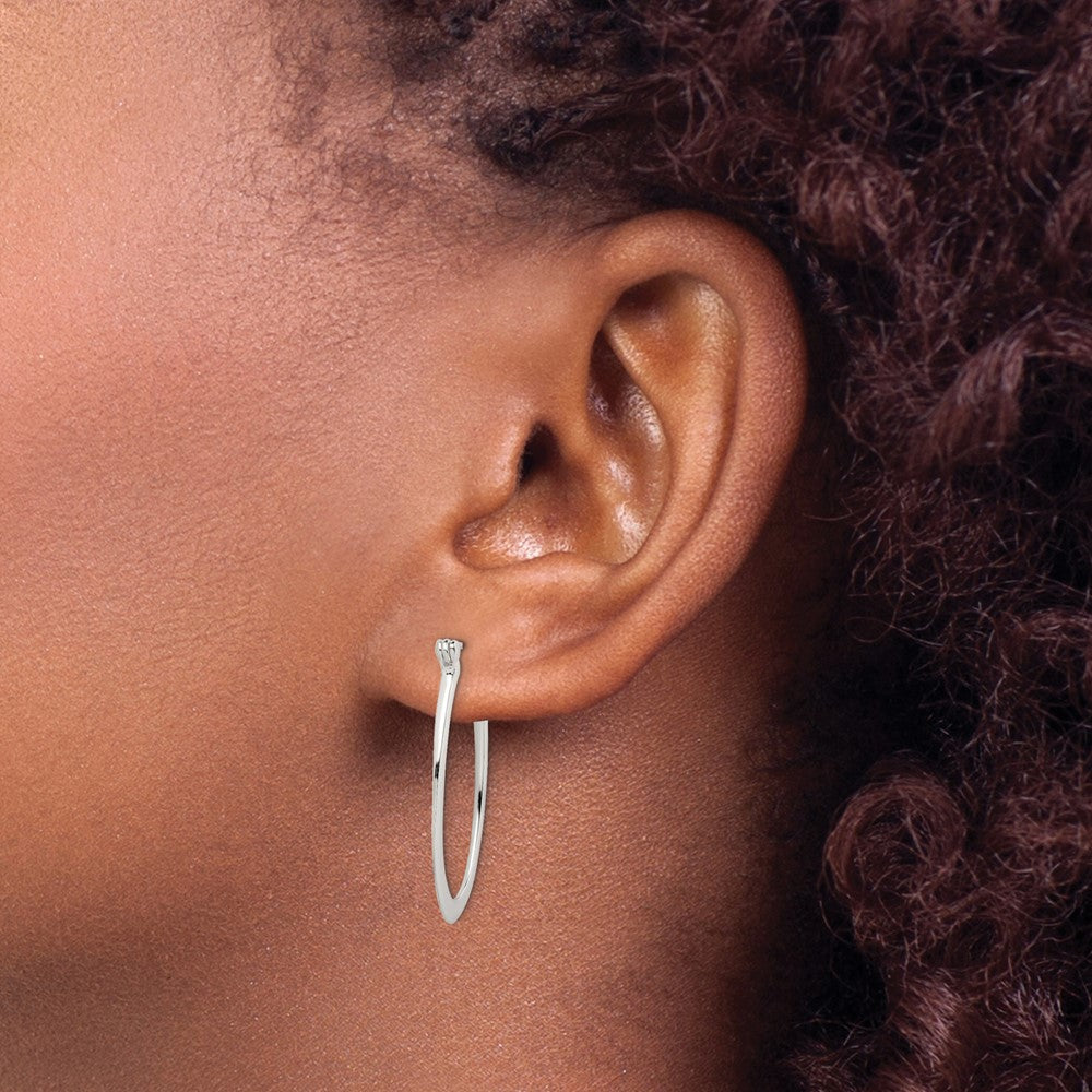 QE3773 Sterling Silver Polished & Tapered Oval Hoop Earrings