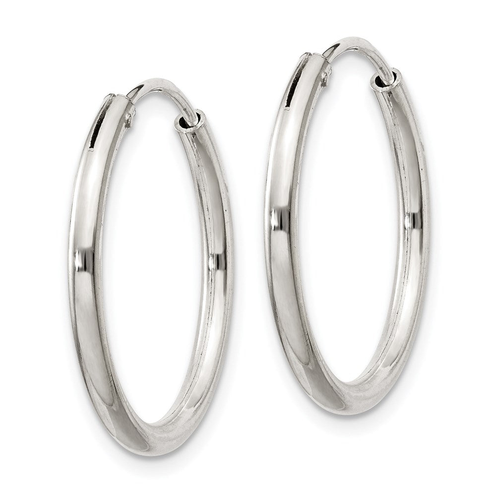 QE4368 Sterling Silver 2mm Hoop Earrings