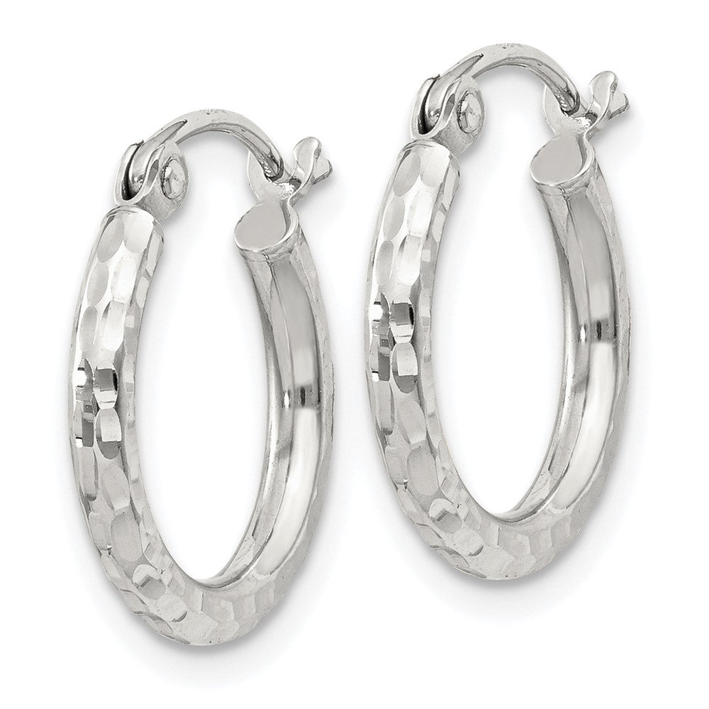 QE4460SP Sterling Silver 2mm Diamond Cut Hoop Earrings