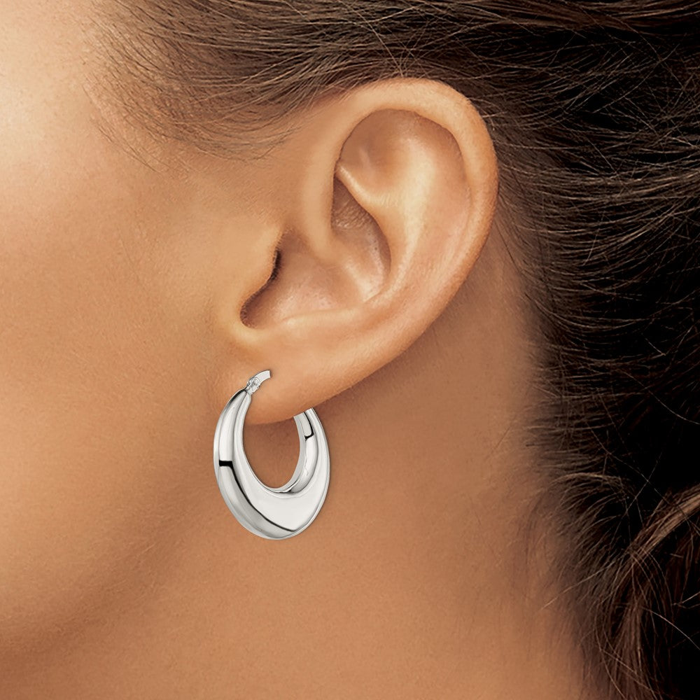 QE4738 Sterling Silver Polished & Tapered Round Hoop Earrings