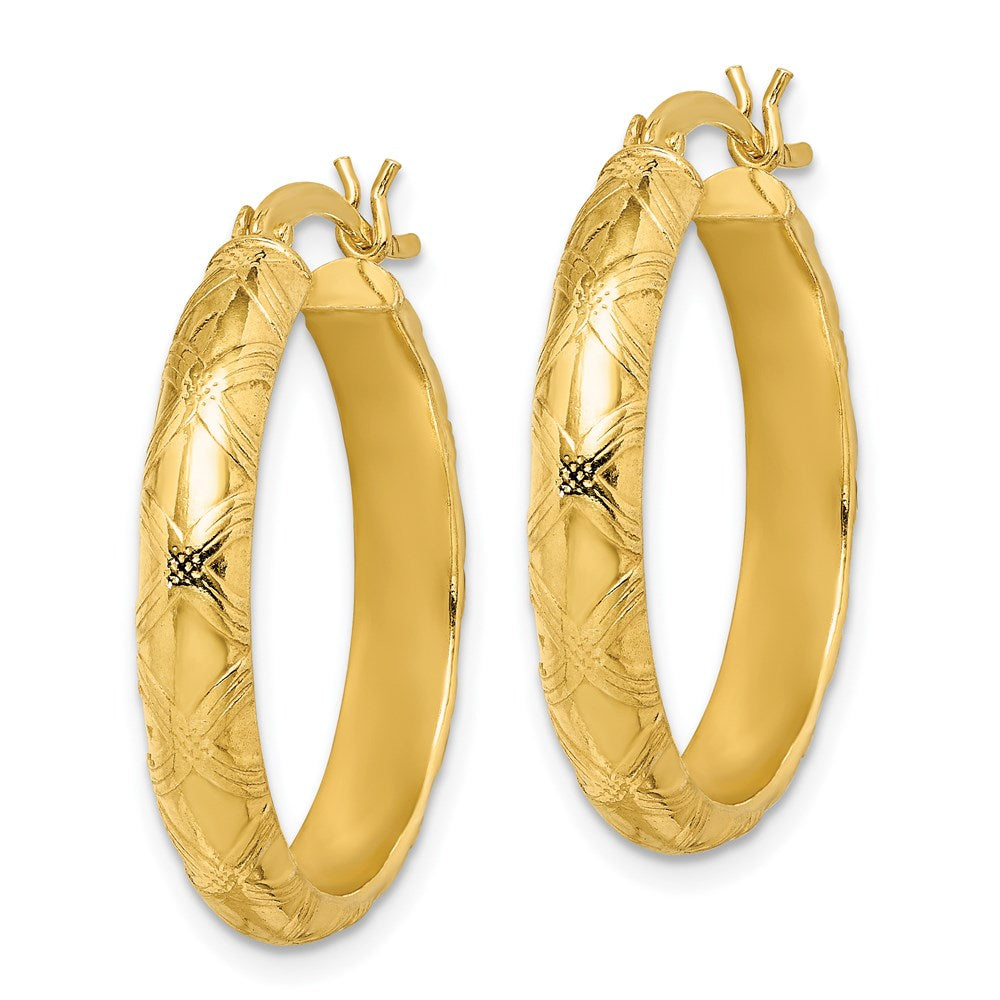QE6690 Sterling Silver Gold Flash Plated Patterned 4x25mm Hoop Earrings