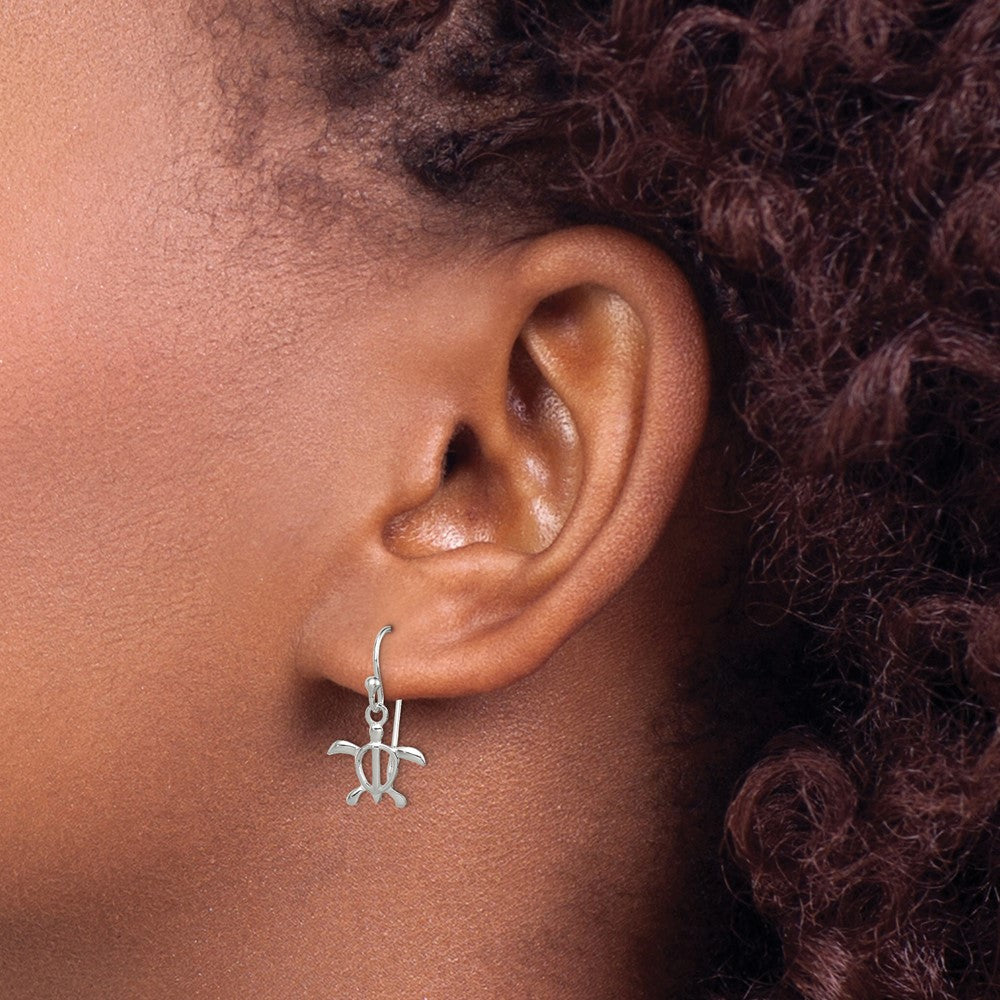 QE6952 Sterling Silver Polished Turtle Dangle Earrings