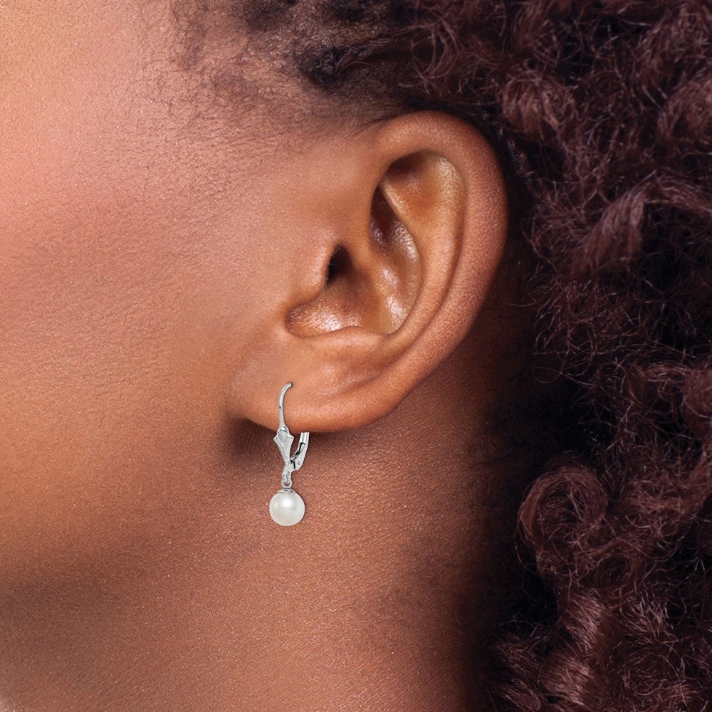 QE7703 Sterling Silver Rhodium-plated 6-7mm White Round Freshwater Cultured Pearl Leverback Dangle Earrings