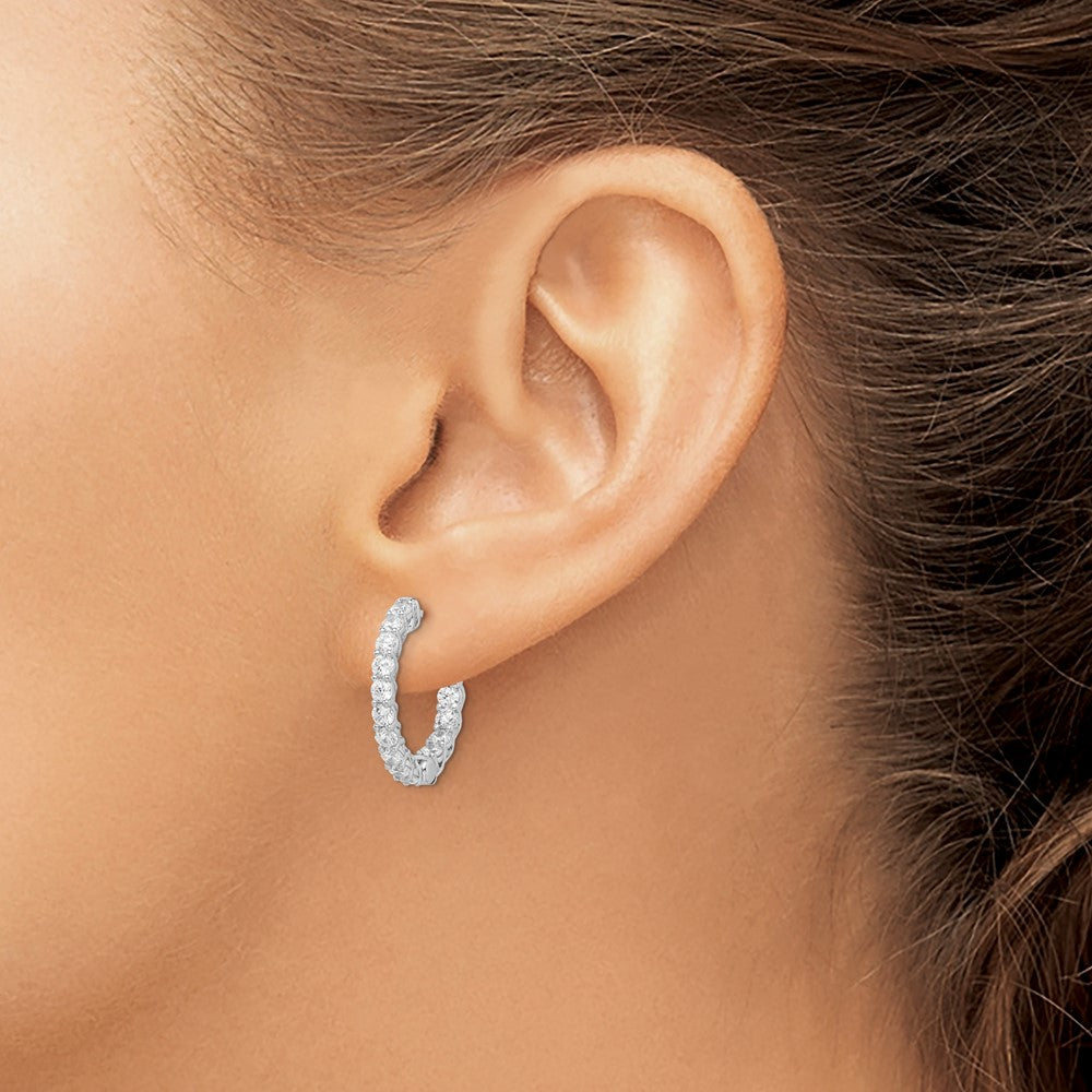 QE7986 Sterling Shimmer Sterling Silver Rhodium-plated 26 Stone 2.5mm CZ In and Out Round Hinged Hoop Earrings
