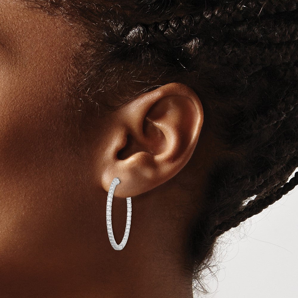 QE8024 Sterling Shimmer Sterling Silver Rhodium-plated 76 Stone 1.6mm CZ In and Out Round Hinged Hoop Earrings