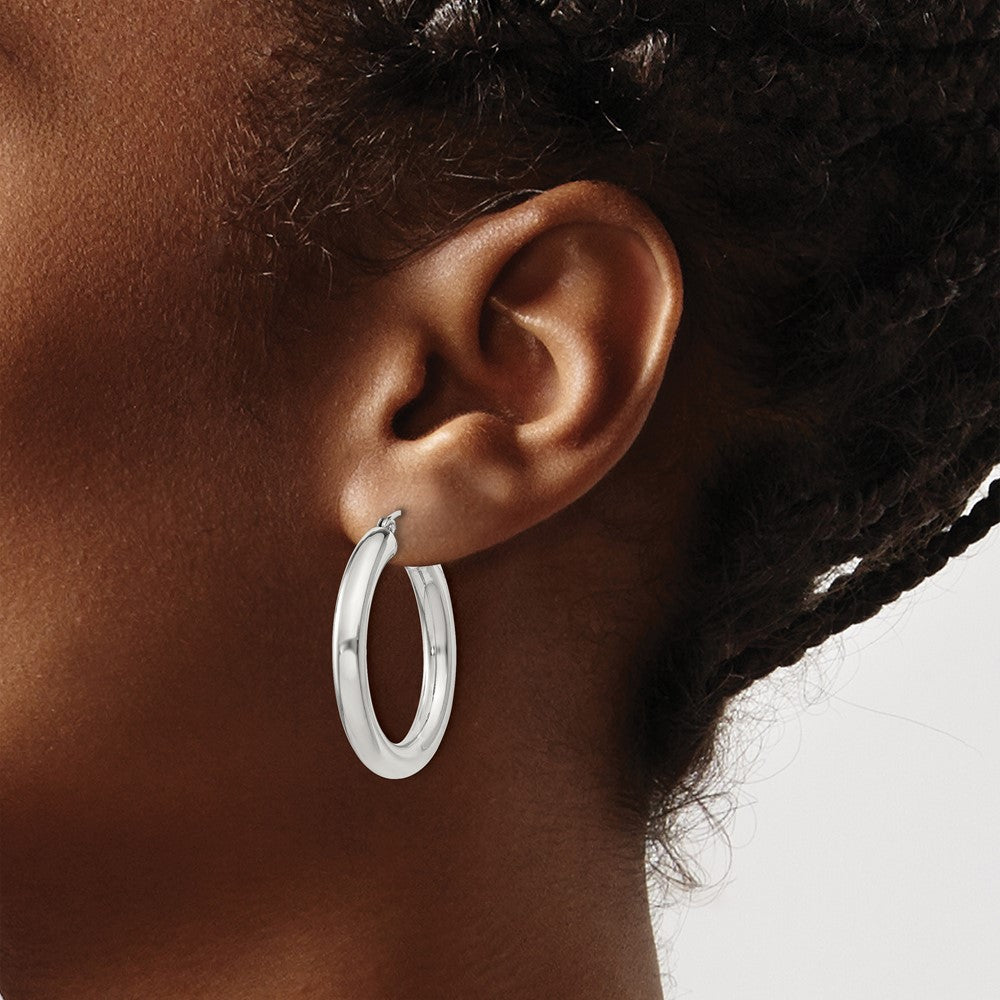 QE815SP Sterling Silver 4mm Round Hoop Earrings