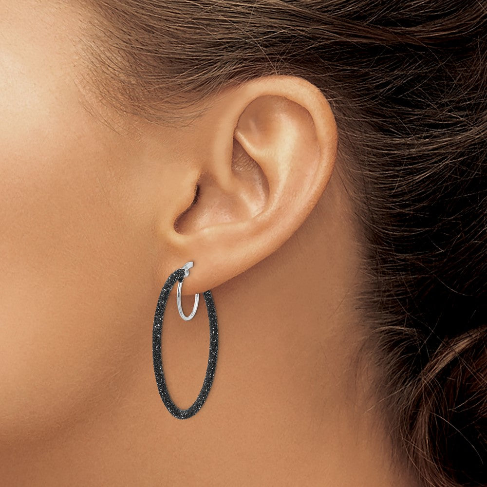 QE8570 Sterling Silver Rhodium-plated Black Glitter Enamel 2x35mm Hoop Earrings