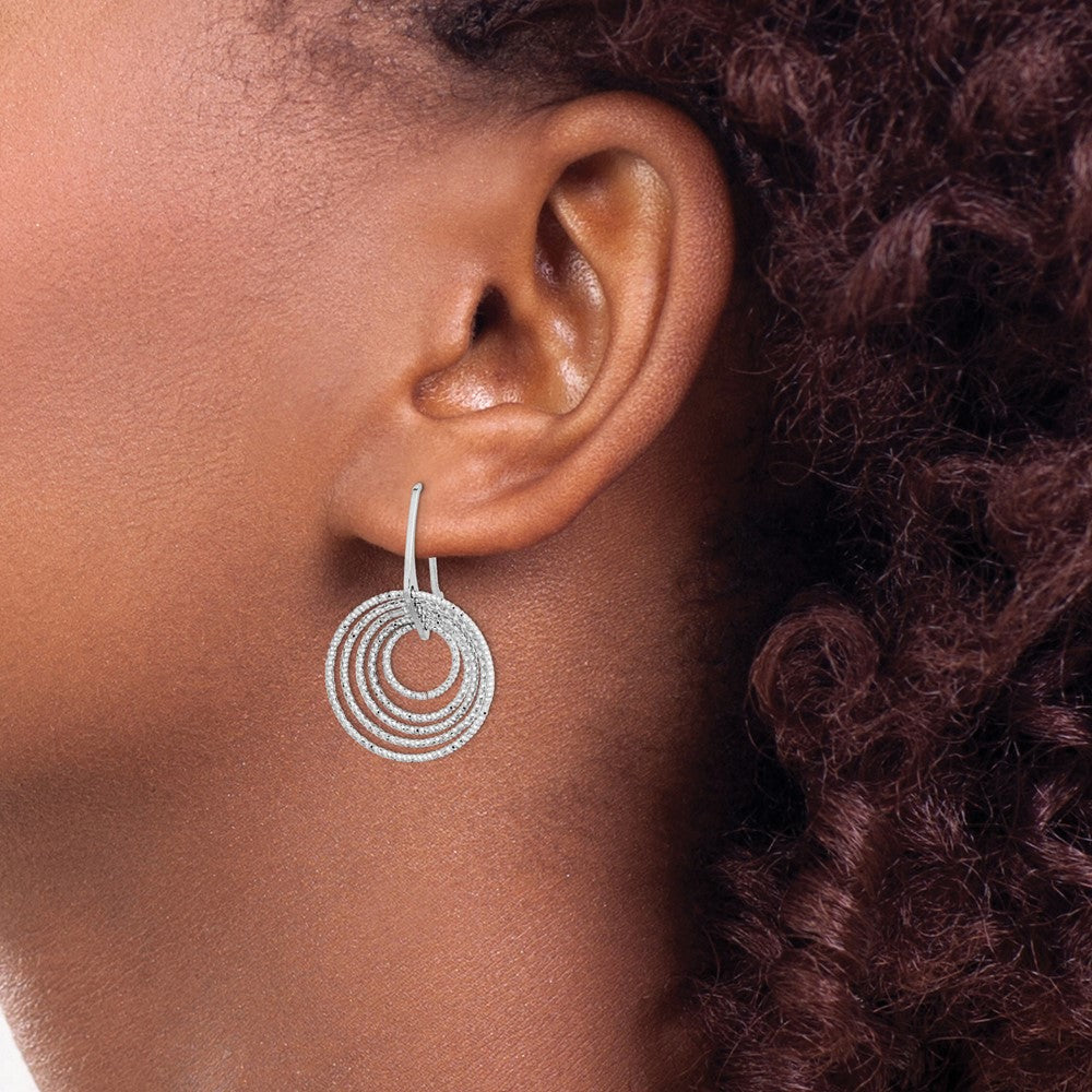 QE8902 Sterling Silver Rhodium-plated D/C Circles Dangle Earrings