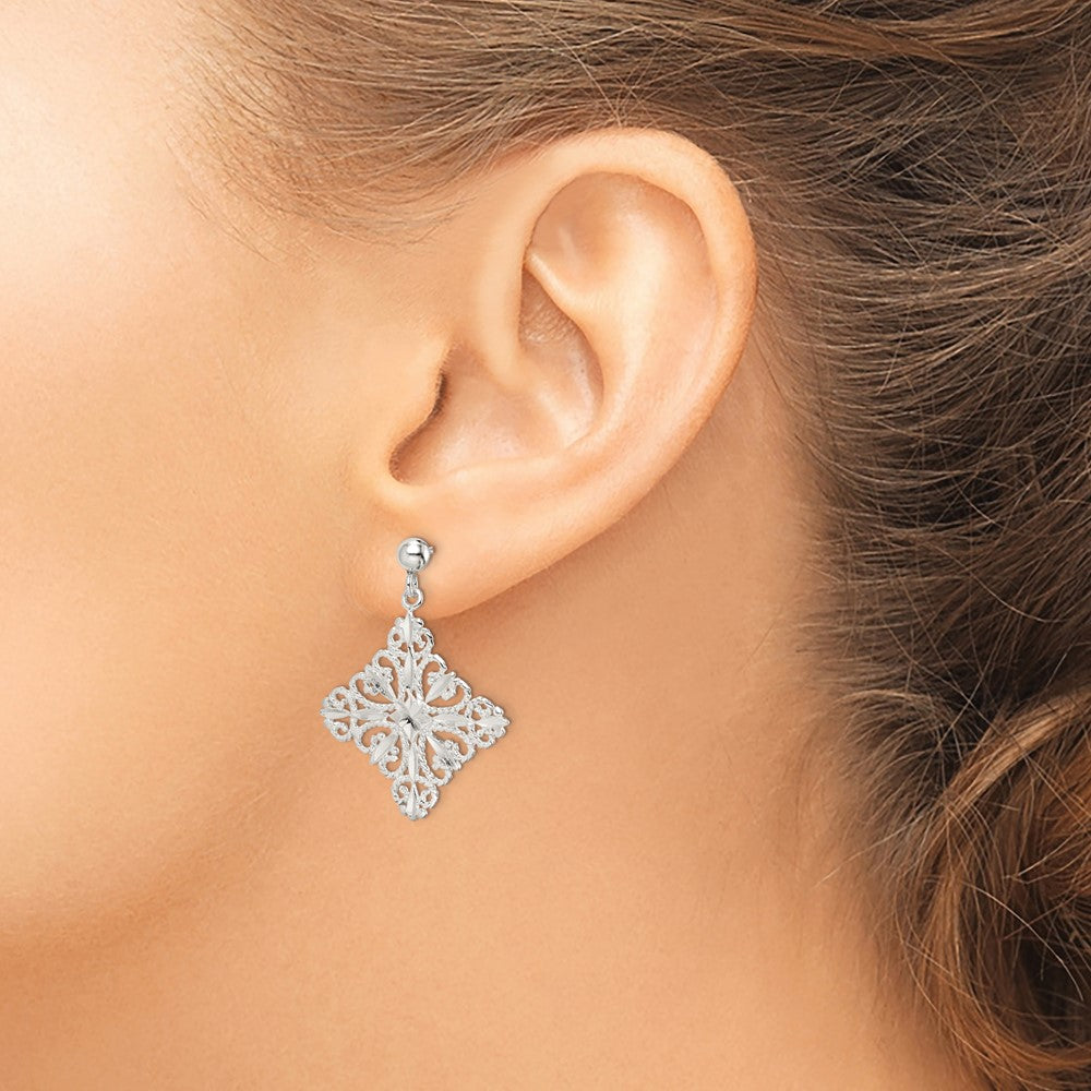QE9005 Sterling Silver Polished & Diamond-cut Filigree Square Post Dangle Earrings