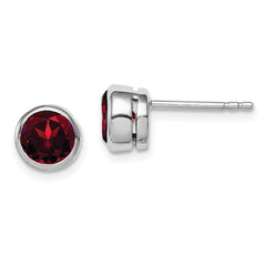 QE9411GA Sterling Silver Rhodium-plated Garnet Circle Stud Earrings