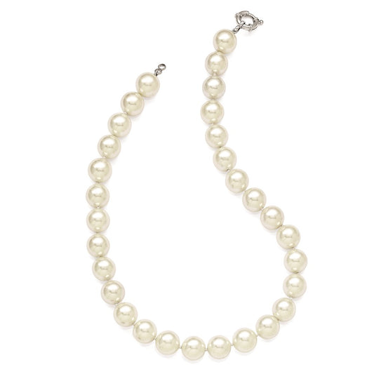 Majestik Sterling Silver Rhodium-plated 14-15mm White Imitation Shell Pearl Hand-knotted Necklace QMJN14W-18