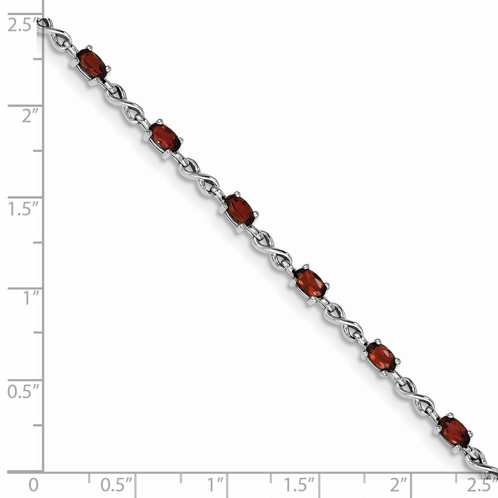 Sterling Silver Rhodium-plated Garnet Bracelet QX840GA